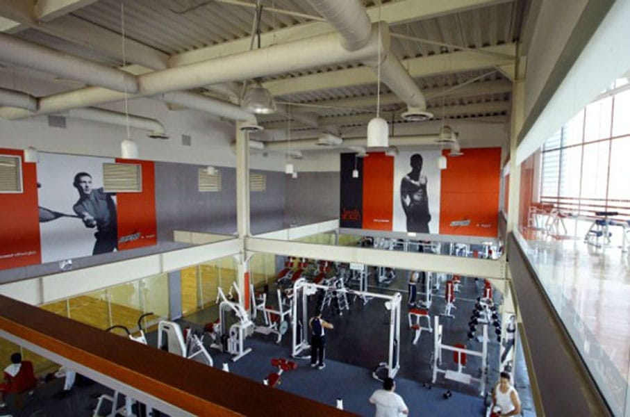 Sports World Tijuana Nacif Serio Arquitectos